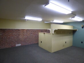 409-427 N Railroad Ave, Loveland, CO for lease Interior Photo- Image 2 of 7
