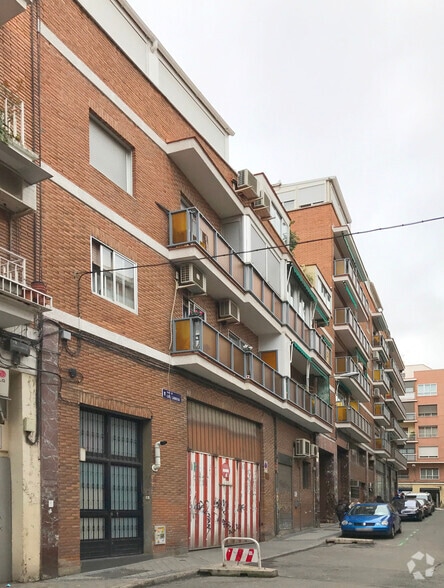 Calle de Luis Cabrera, 92, Madrid, Madrid for lease - Building Photo - Image 2 of 2