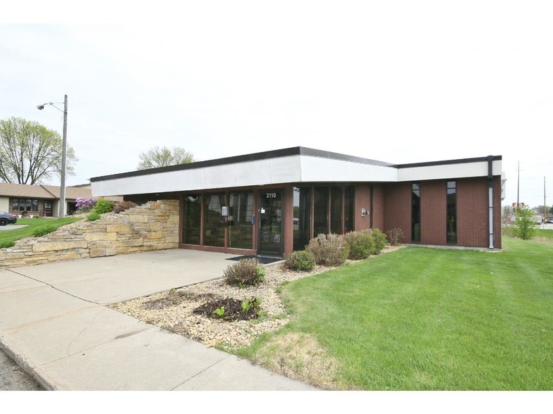 2110 9th St E, Glencoe, MN for lease - Building Photo - Image 1 of 3