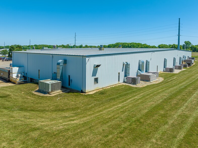 1514 Progress Dr, Albion, IN for lease - Building Photo - Image 3 of 9