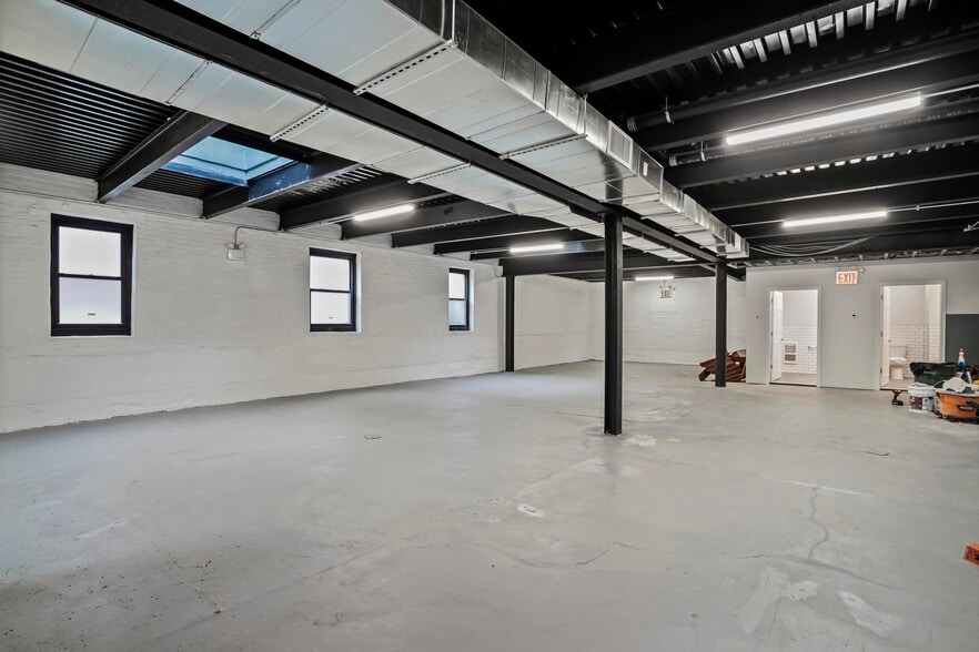 6923 62nd Dr, Middle Village, NY for sale - Building Photo - Image 1 of 1