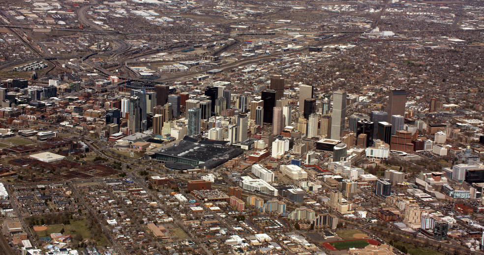 1700 Broadway, Denver, CO for lease - Aerial - Image 3 of 31