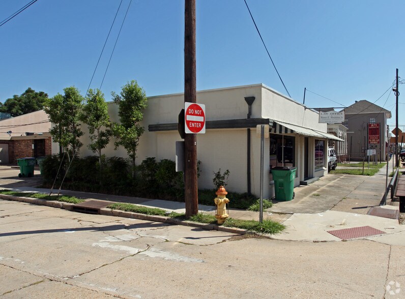 833 4th St, Gretna, LA for sale - Primary Photo - Image 1 of 1