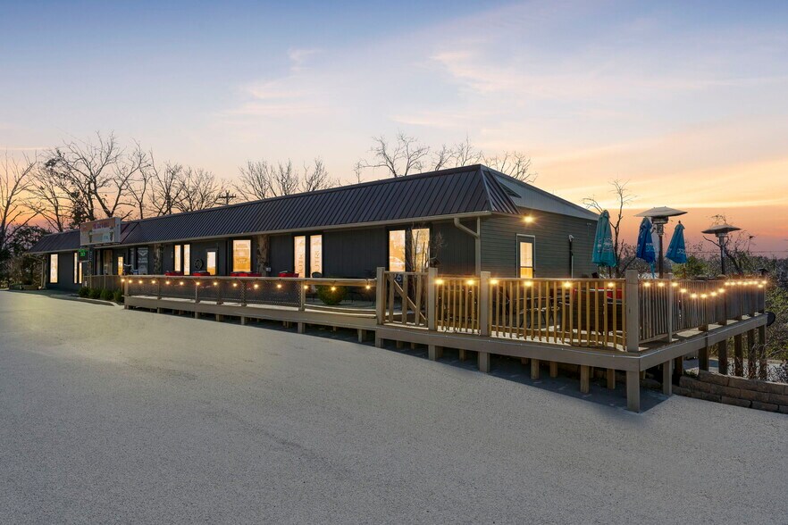 48 State Highway OO, Reeds Spring, MO for sale - Primary Photo - Image 1 of 1