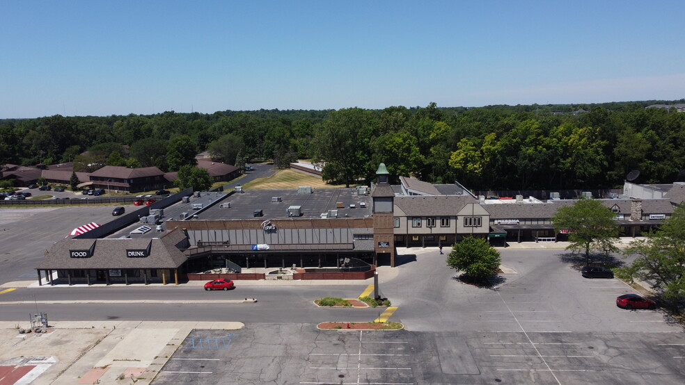 5629-5753 Saint Joe Rd, Fort Wayne, IN for lease - Building Photo - Image 1 of 7