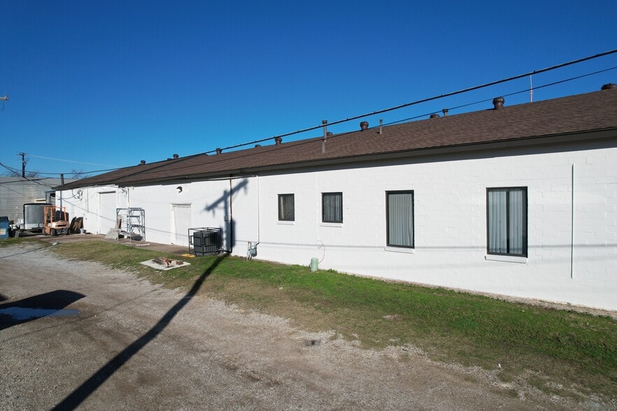 517 N 5th St, Garland, TX for lease - Building Photo - Image 3 of 6
