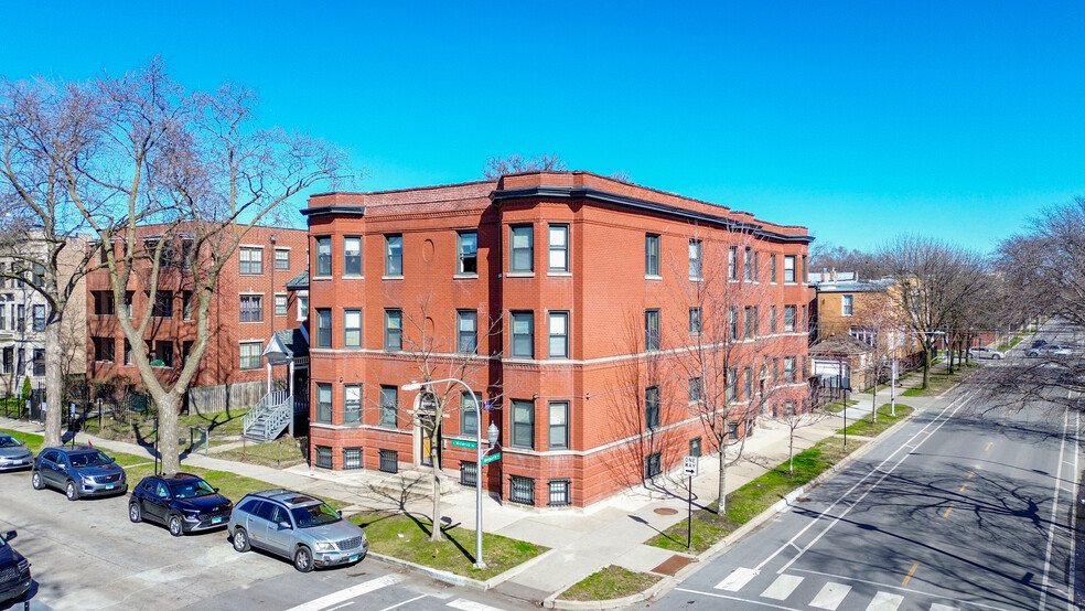 6557 S Minerva Ave, Chicago, IL for sale - Building Photo - Image 1 of 24