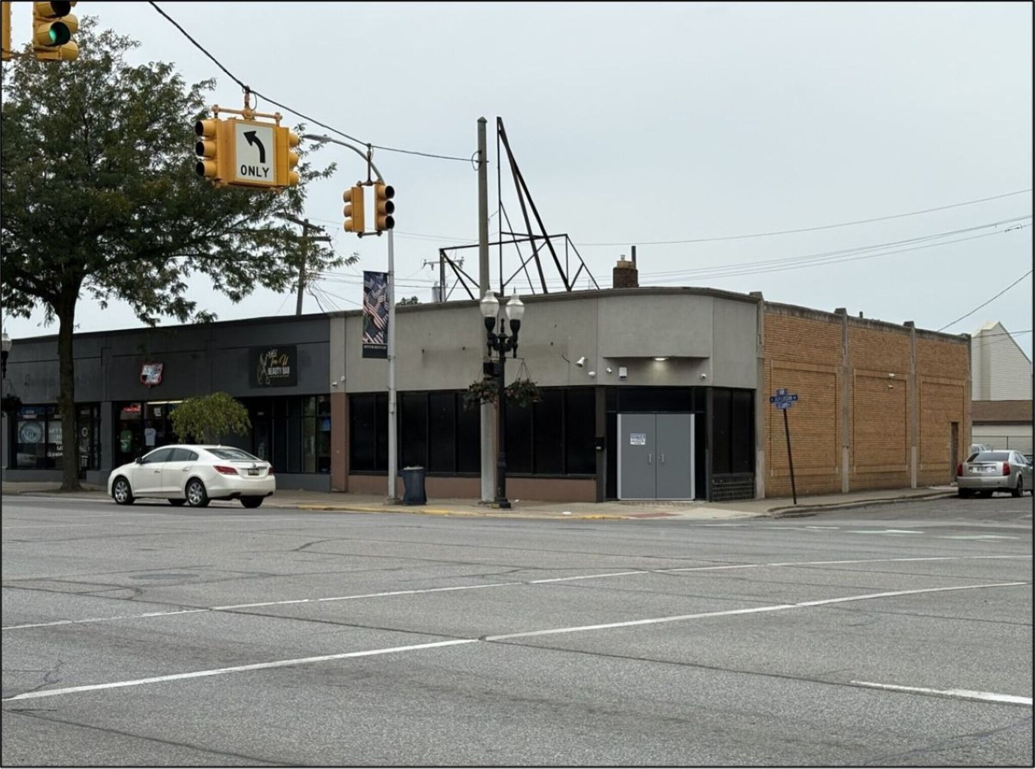 10506 W Jefferson Ave, River Rouge, MI for sale Primary Photo- Image 1 of 14