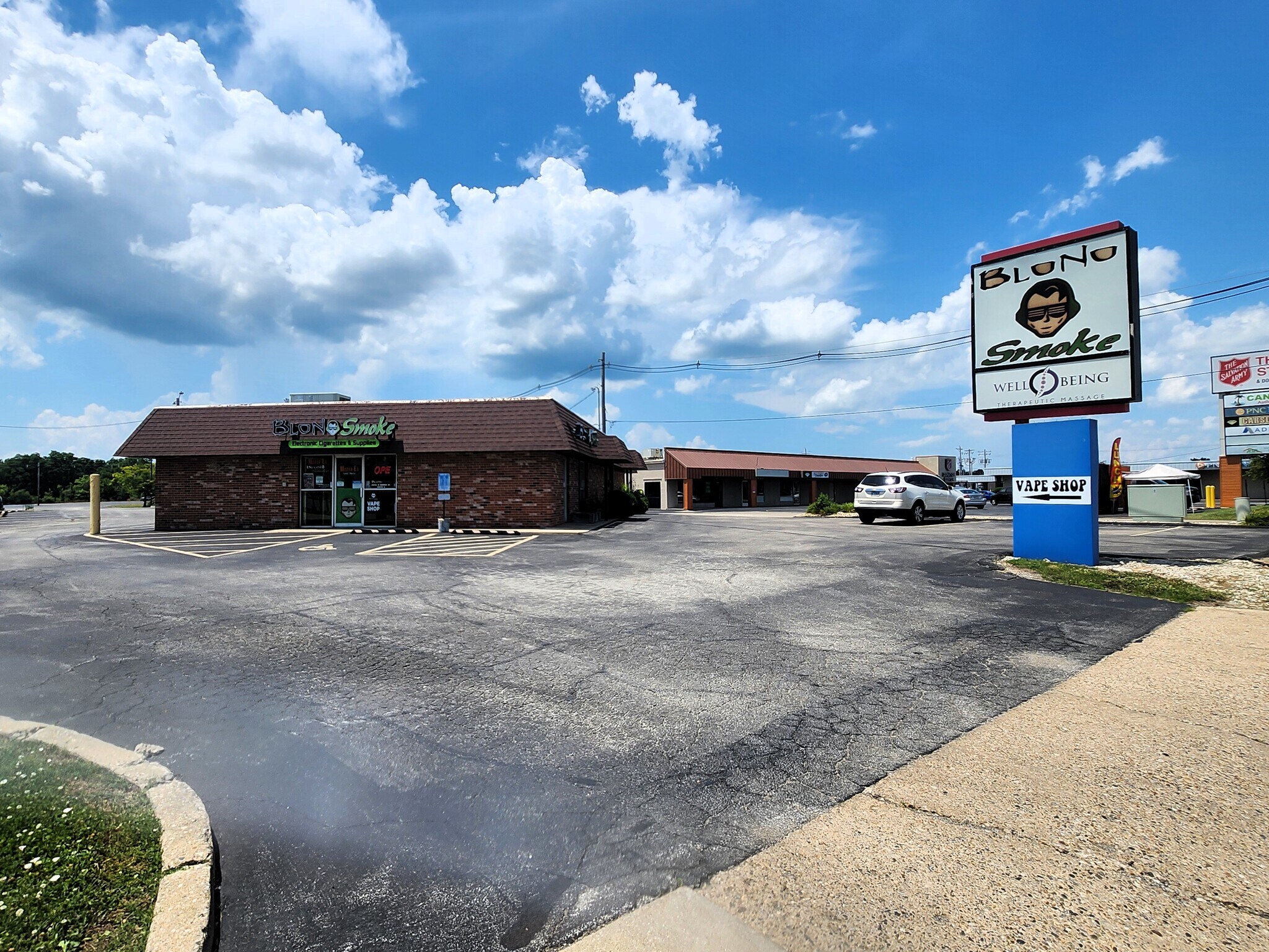 2891 N Water St, Decatur, IL for lease Building Photo- Image 1 of 4