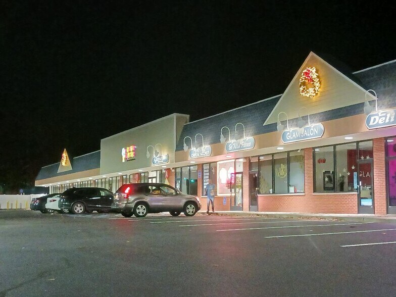 134156 Ronkonkoma Ave, Lake Ronkonkoma, NY 11779