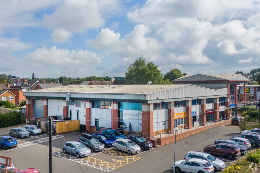 Platts Rd, Stourbridge for sale - Building Photo - Image 1 of 2