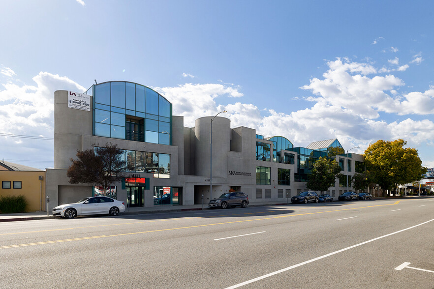 4123 Lankershim Blvd, North Hollywood, CA for sale - Building Photo - Image 2 of 13