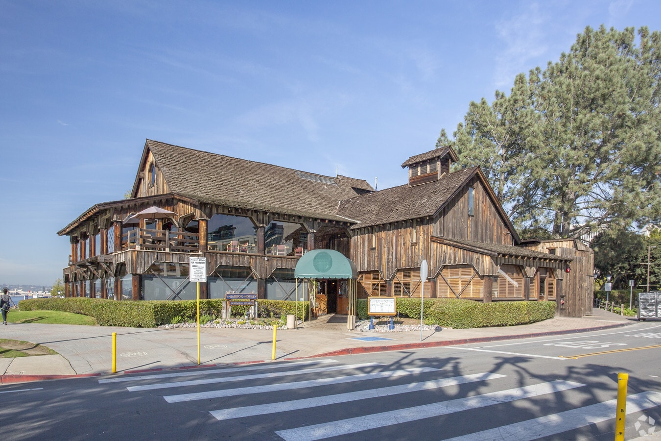 849 W Harbor Dr, San Diego, CA 92101 Seaport Village San Diego