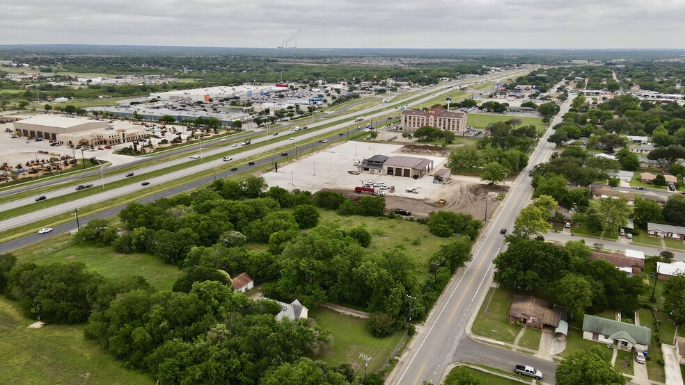 1803 Semlinger Rd, San Antonio, TX for sale - Building Photo - Image 1 of 1