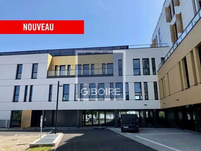 Office in Rennes for lease - Building Photo - Image 1 of 4
