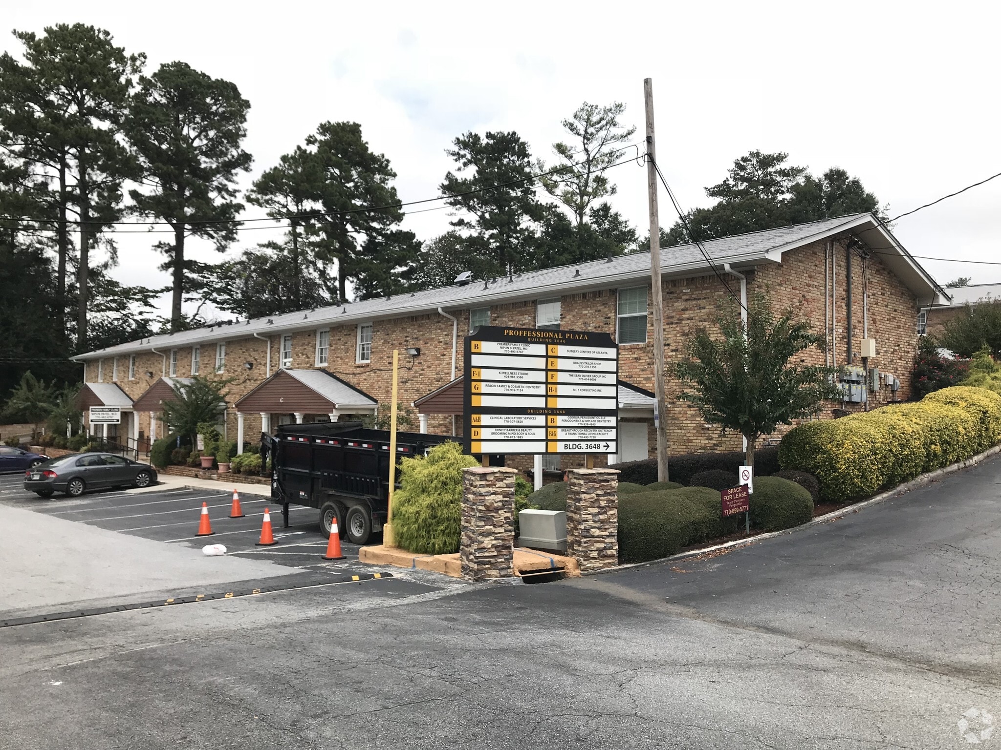 3646 Chamblee Tucker Rd, Atlanta, GA for lease Primary Photo- Image 1 of 4
