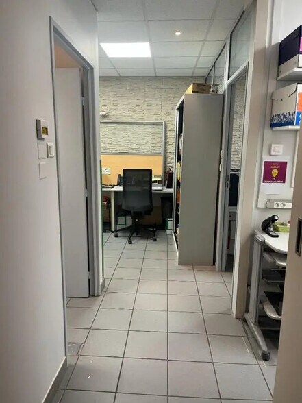 Office in Montbéliard for sale - Interior Photo - Image 3 of 3