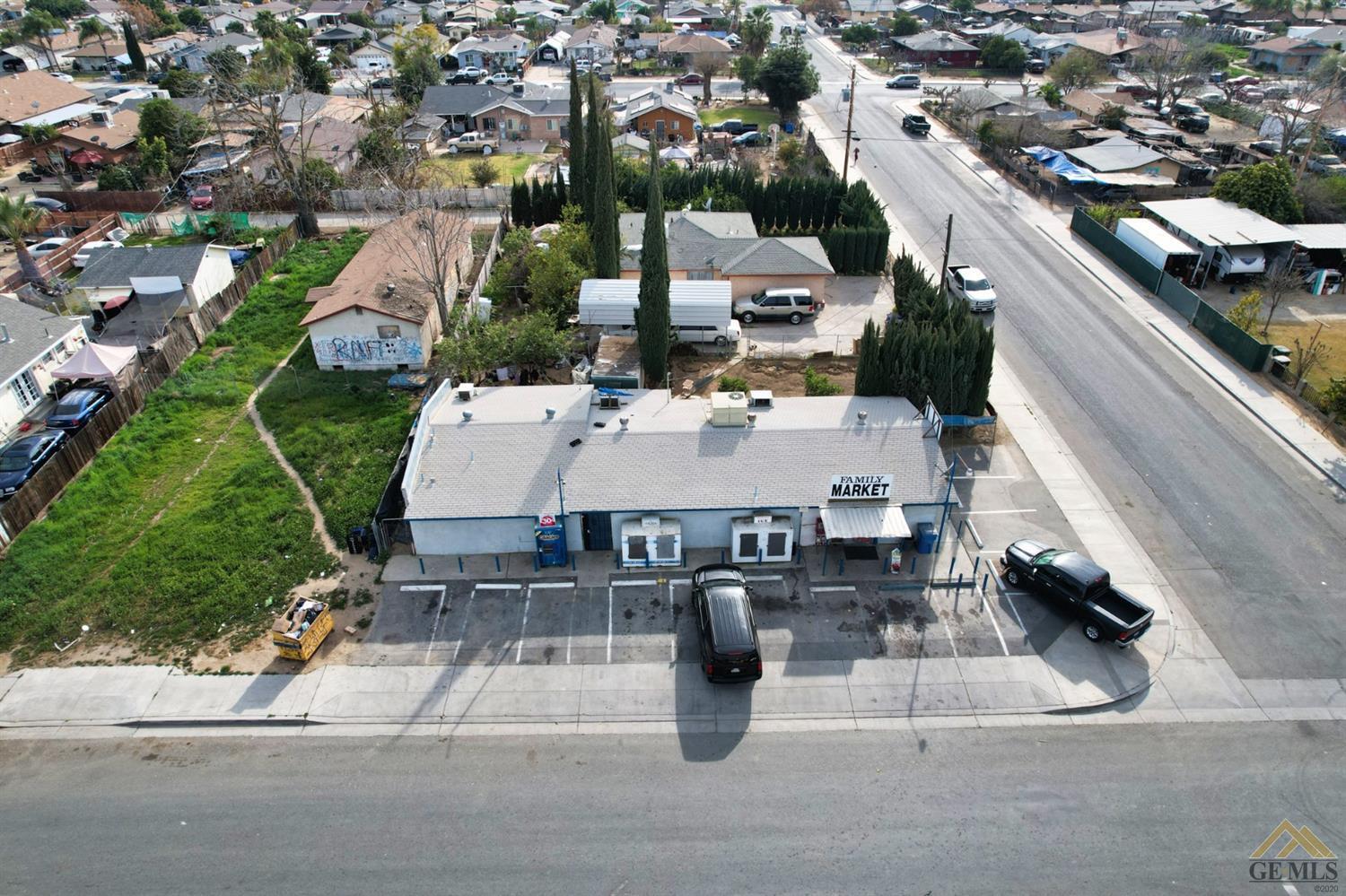 20819 Francis, Richgrove, CA 93261 Retail for Sale