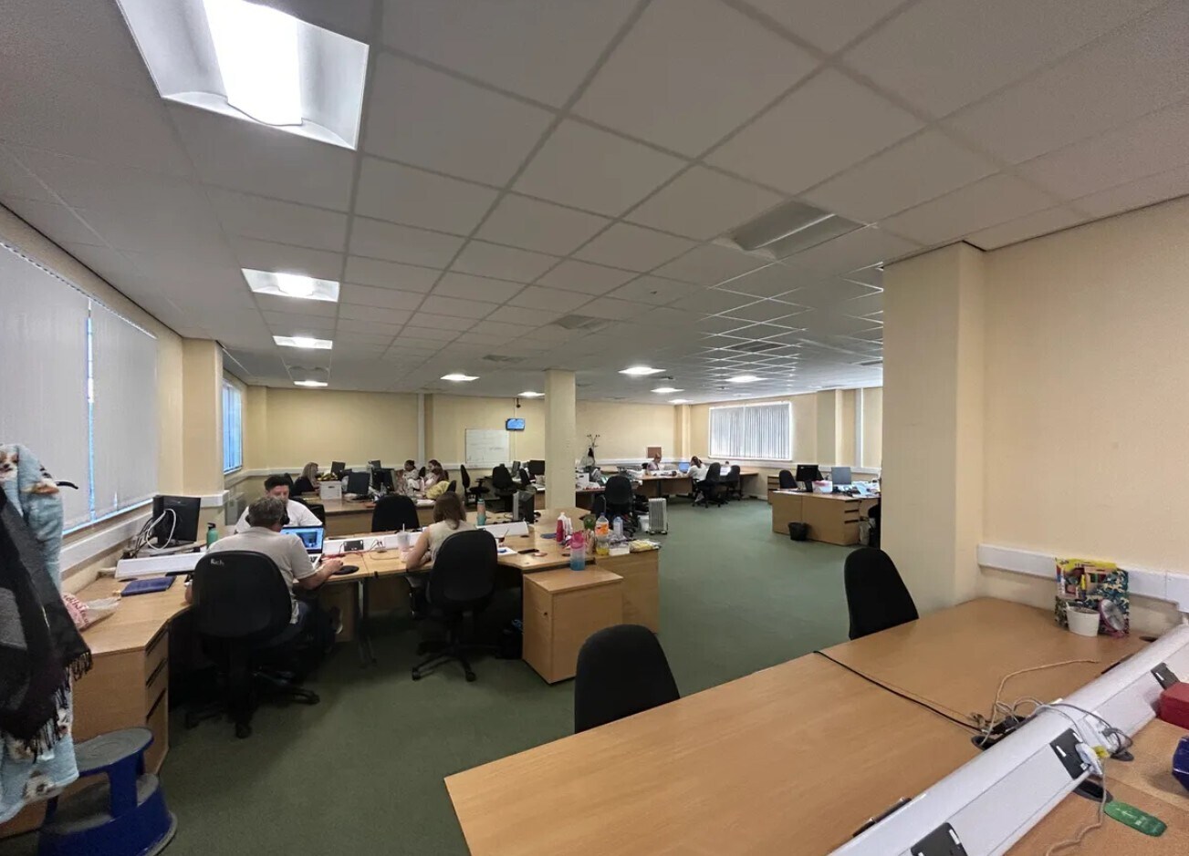 Oldbury Rd, Cwmbran for lease Interior Photo- Image 1 of 7