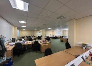 Oldbury Rd, Cwmbran for lease Interior Photo- Image 1 of 7