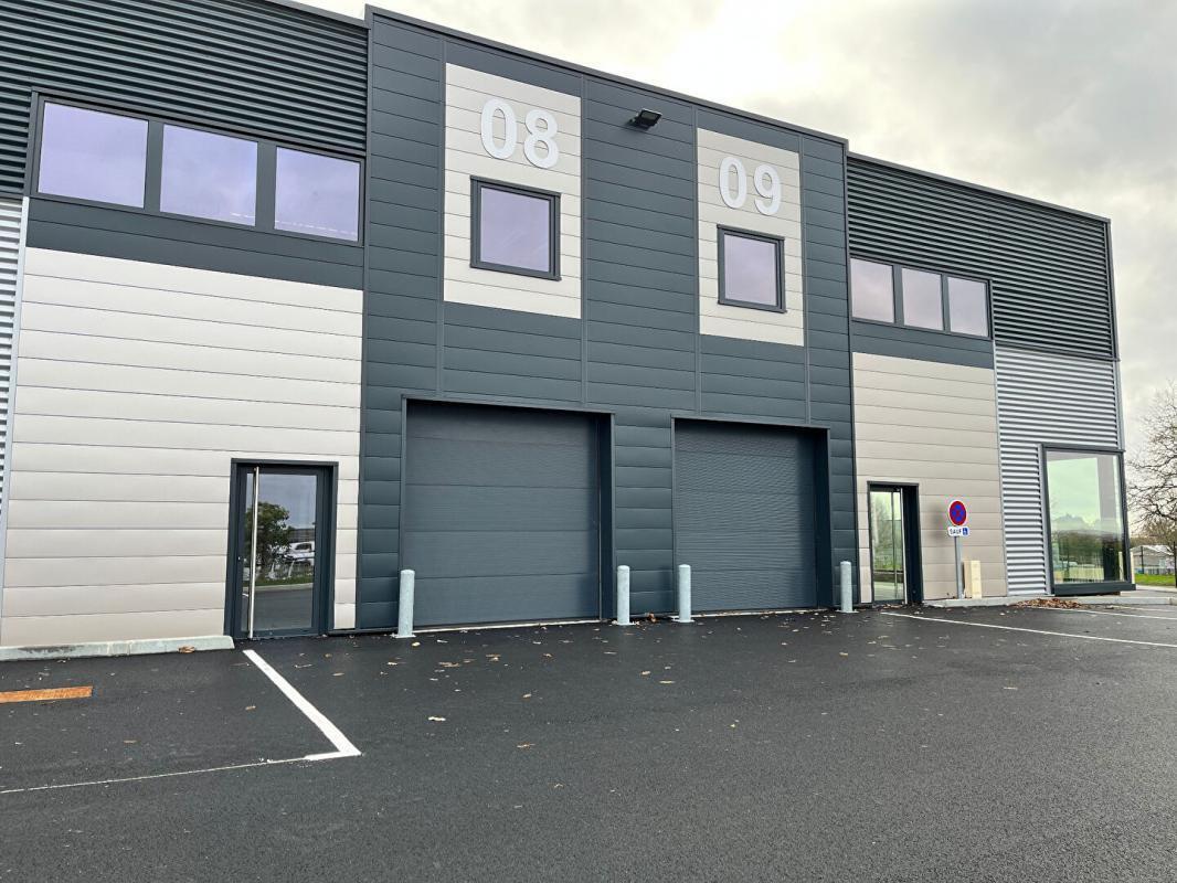 Flex in Quimper for lease Building Photo- Image 1 of 4