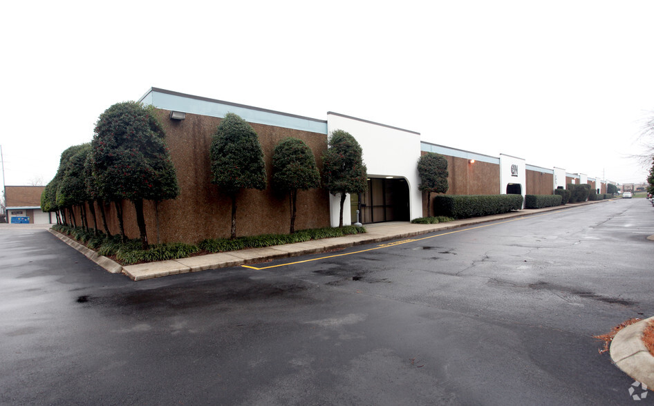 3620-3630 Trousdale Dr, Nashville, TN for lease - Primary Photo - Image 1 of 3