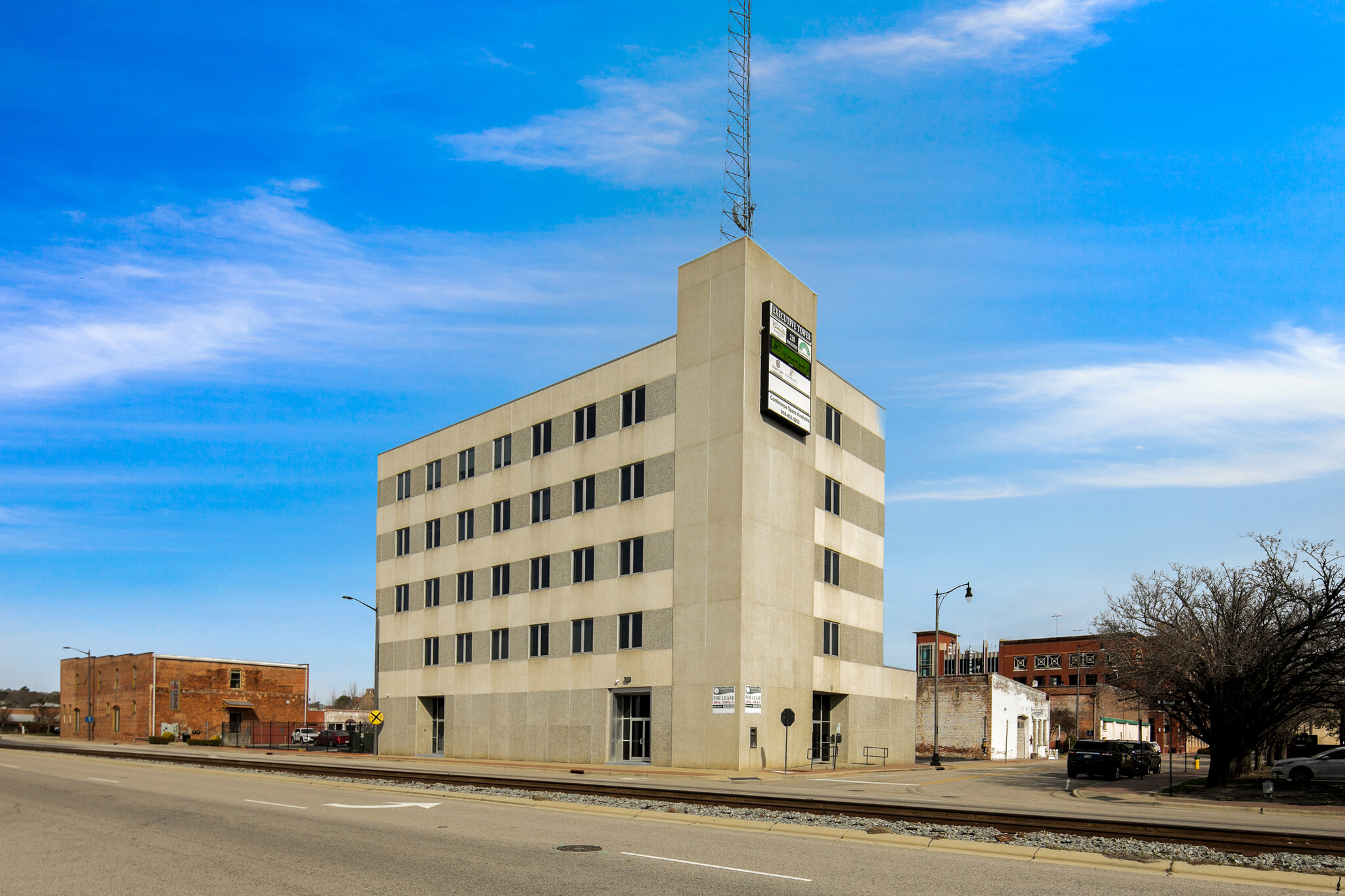 230 Donaldson St, Fayetteville, NC for lease Building Photo- Image 1 of 25