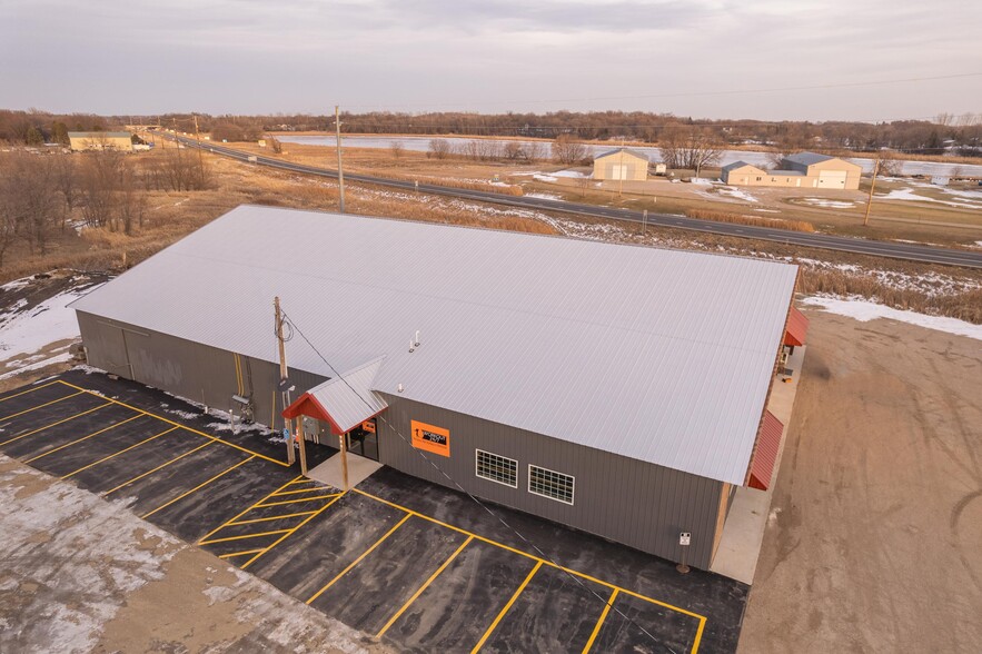 815 E 1st Ave, Osakis, MN for lease - Building Photo - Image 2 of 33