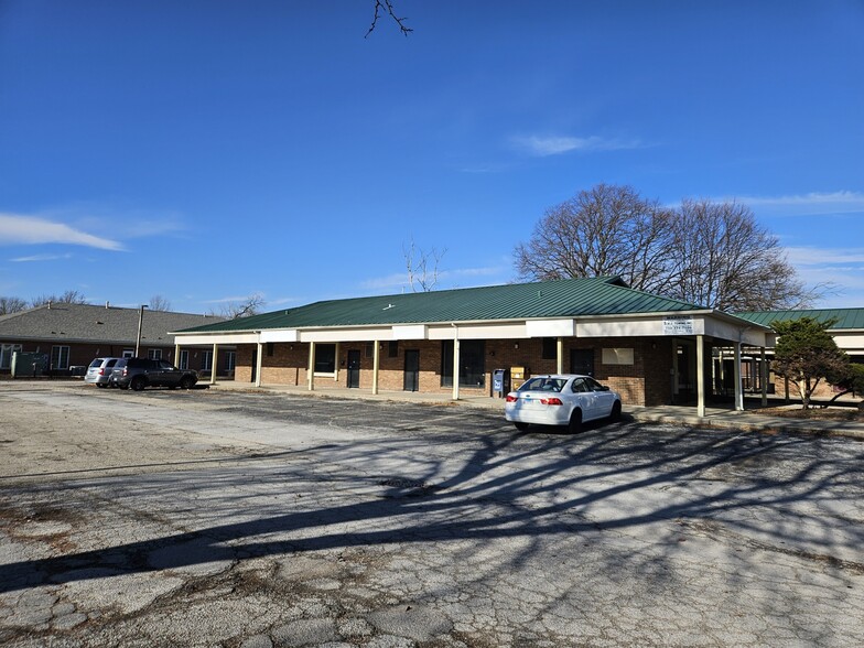 5544 W 147th St, Oak Forest, IL for lease - Building Photo - Image 2 of 5