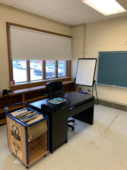 920 Holley Ave, Saint Paul Park, MN for lease - Interior Photo - Image 3 of 8