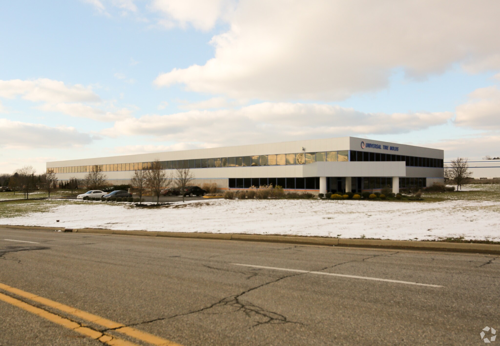 5127 Boyer Pky, Akron, OH for sale Primary Photo- Image 1 of 1