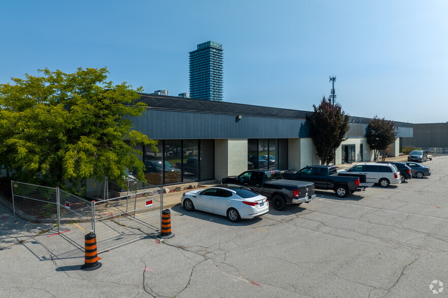 360 Evans Ave, Toronto, ON for lease - Building Photo - Image 3 of 5