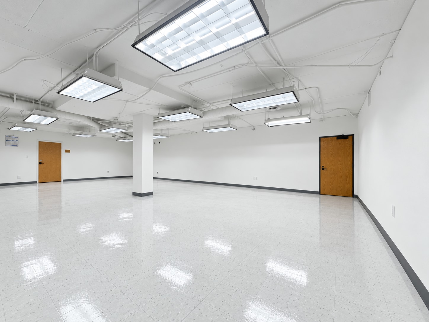 5757 W Century Blvd, Los Angeles, CA for lease Interior Photo- Image 1 of 1
