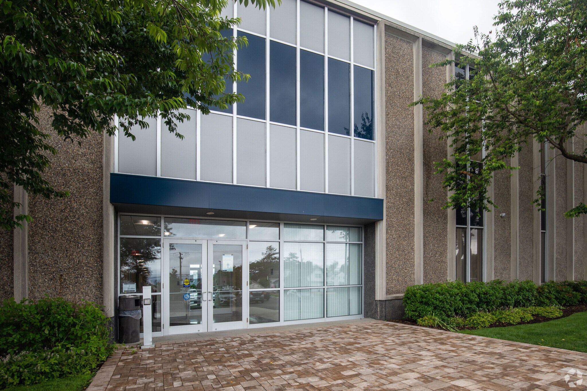 999 Stewart Ave, Bethpage, NY 11714 Sterling Corporate Center