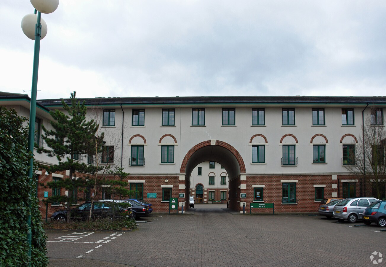 15 Southend Rd, Woodford Green, IG8 8HD Bourne Court