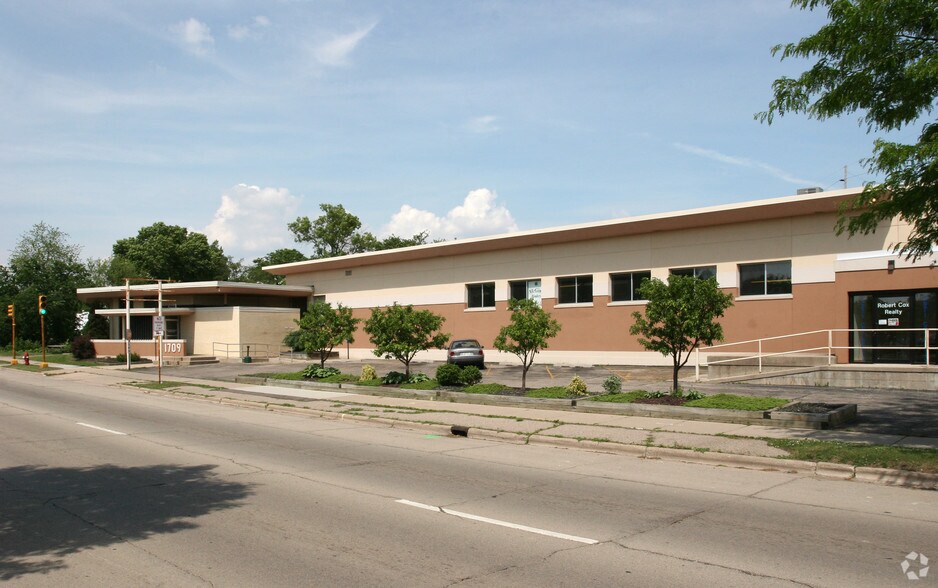 1709 S Park St, Madison, WI for lease - Building Photo - Image 2 of 2