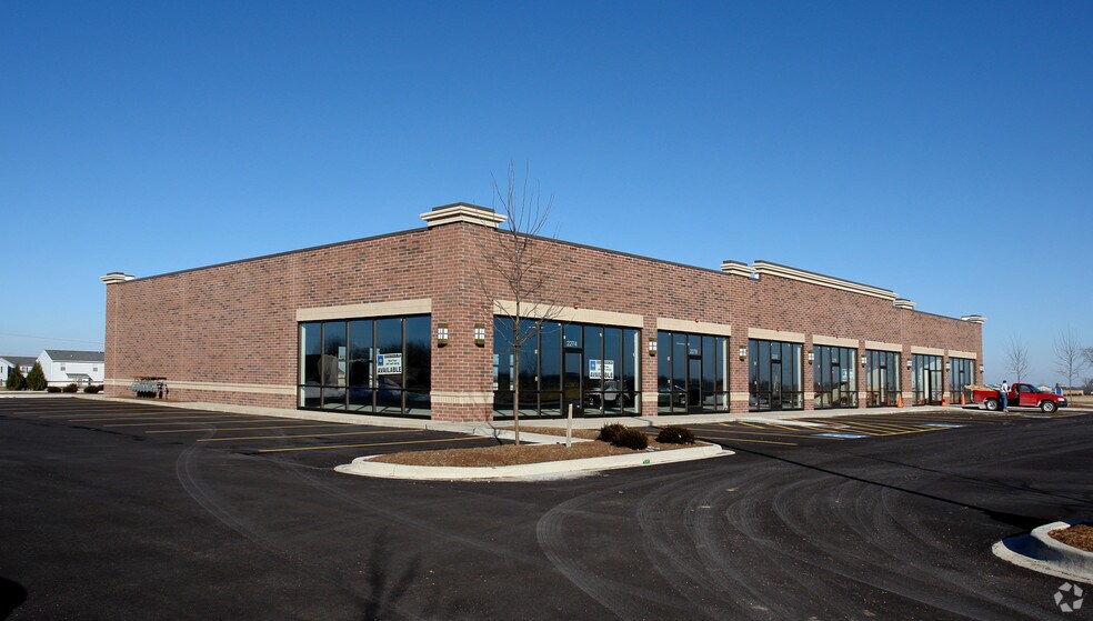 22742298 Gateway Center Dr, Belvidere, IL 61008