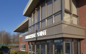 Altrincham Rd, Manchester for lease Building Photo- Image 1 of 5