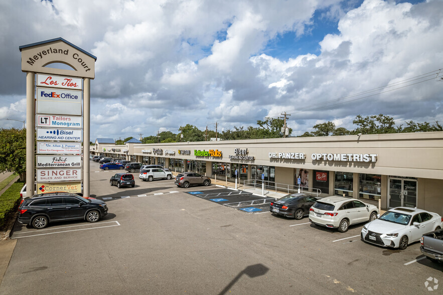 4738-4938 Beechnut St, Houston, TX for lease - Building Photo - Image 1 of 12