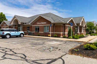 833 E 16th St, Holland, MI for lease Building Photo- Image 1 of 10