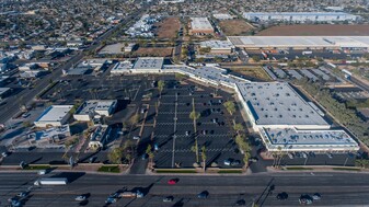 Phoenix West Plaza - Drive Through Restaurant