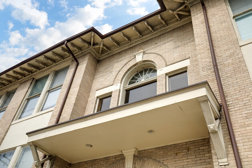 141 E Wythe St, Petersburg, VA 23803 Flats on Wythe