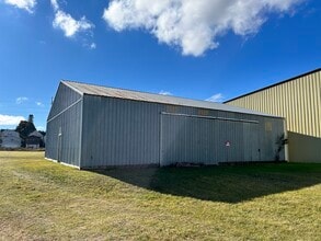 721 N 9th St, Gladstone, MI for lease Building Photo- Image 2 of 3