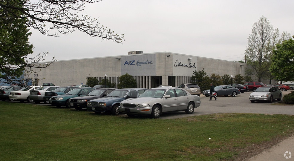 655 Waterman Ave, East Providence, RI for sale - Primary Photo - Image 1 of 1