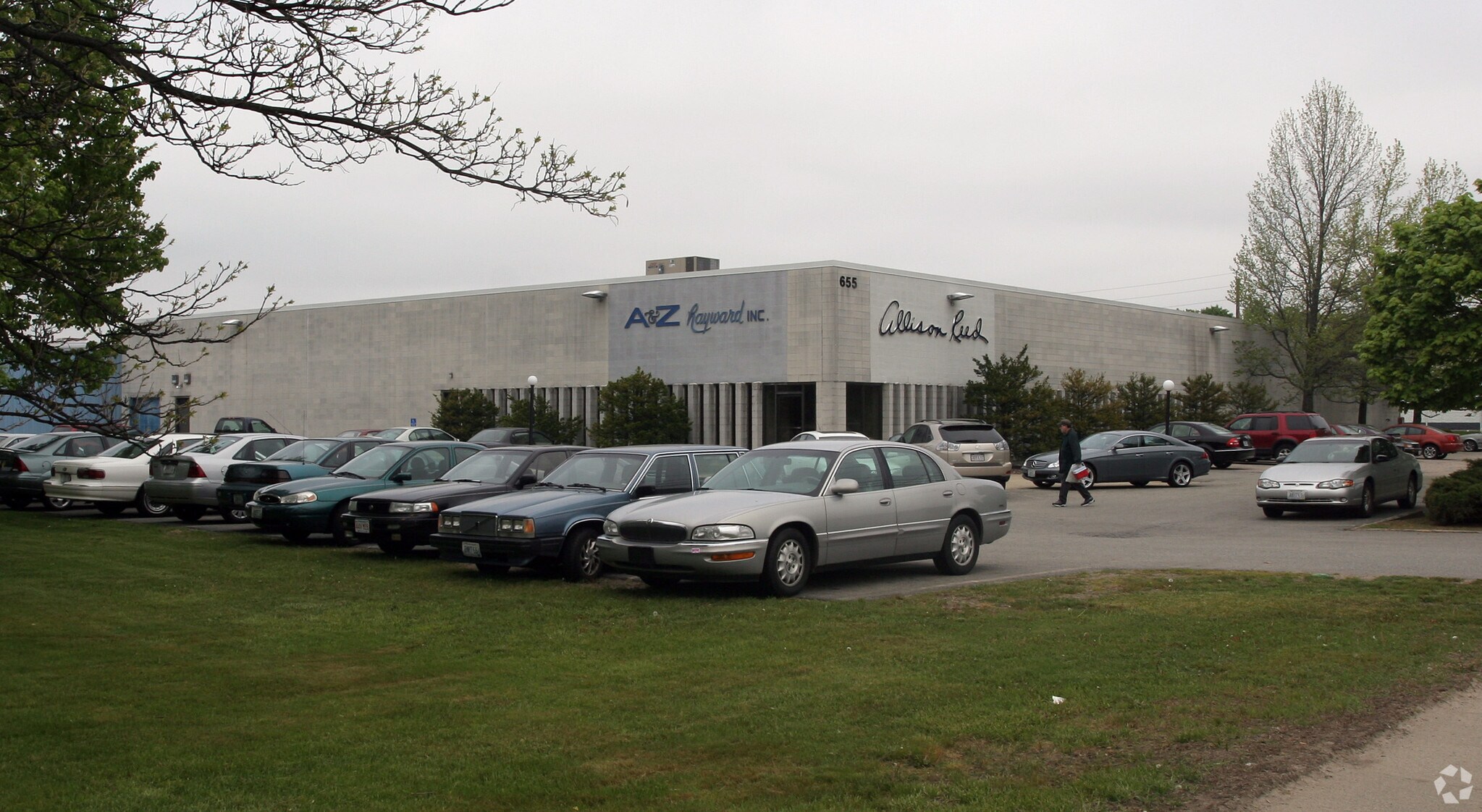 655 Waterman Ave, East Providence, RI for sale Primary Photo- Image 1 of 1