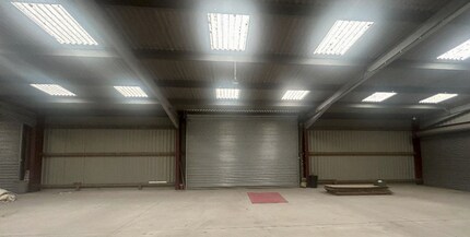 56 Trent Ln, Melbourne for lease Interior Photo- Image 1 of 2