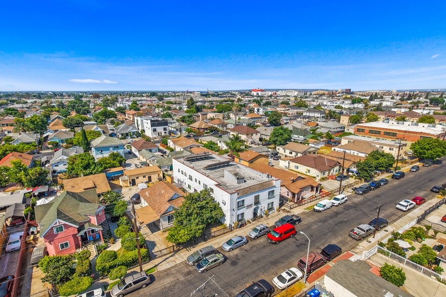 440 E 27th St, Los Angeles, CA for sale - Building Photo - Image 3 of 16