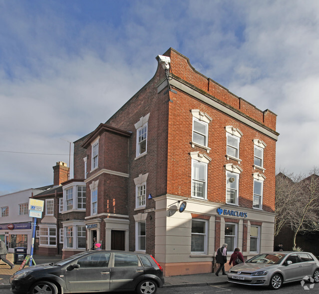 81 High St, Stourbridge for lease - Primary Photo - Image 1 of 2