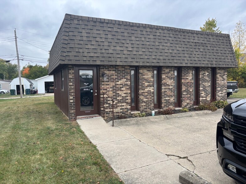 2901 N Granville Ave, Muncie, IN for sale - Building Photo - Image 1 of 11