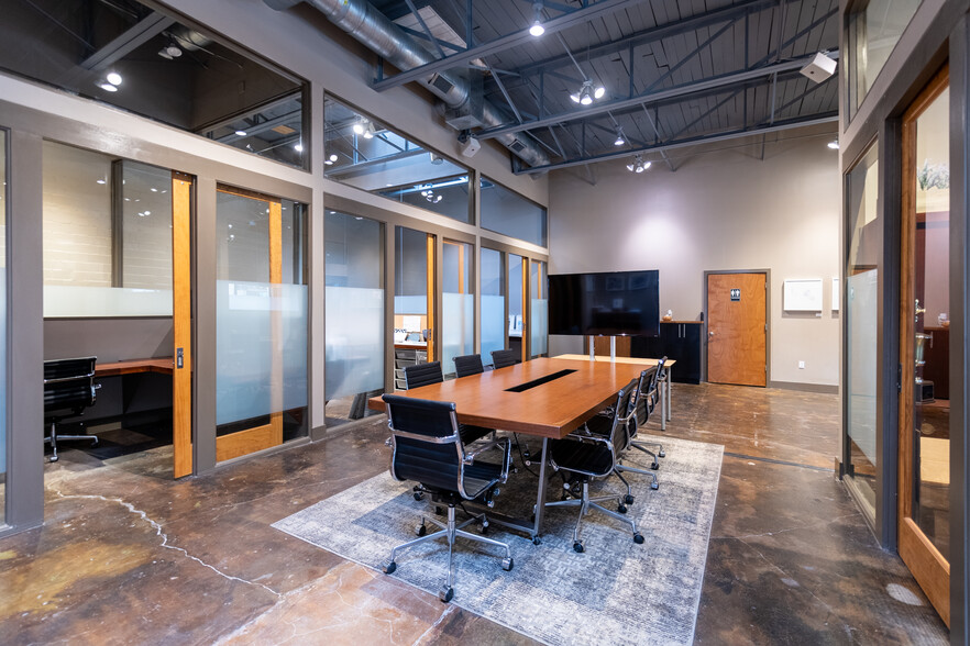 3100 - 3106 Commerce St, Dallas, TX for lease - Interior Photo - Image 3 of 41